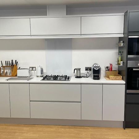Fabulous One Bedroom Apartment In Ripon City Centre Eksteriør billede