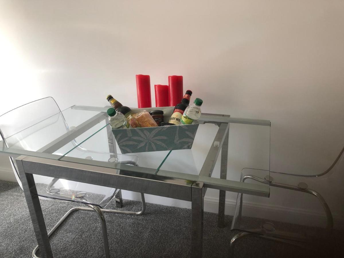 Fabulous One Bedroom Apartment In Ripon City Centre Eksteriør billede
