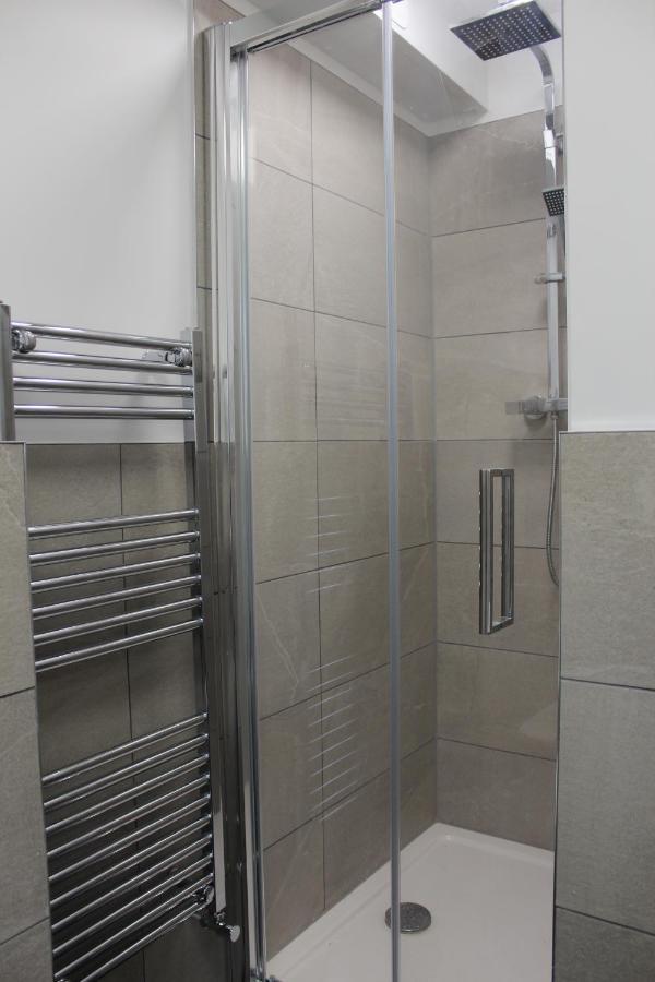 Fabulous One Bedroom Apartment In Ripon City Centre Eksteriør billede