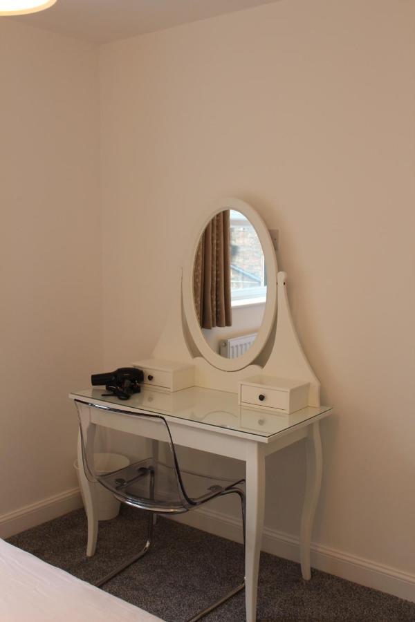 Fabulous One Bedroom Apartment In Ripon City Centre Eksteriør billede